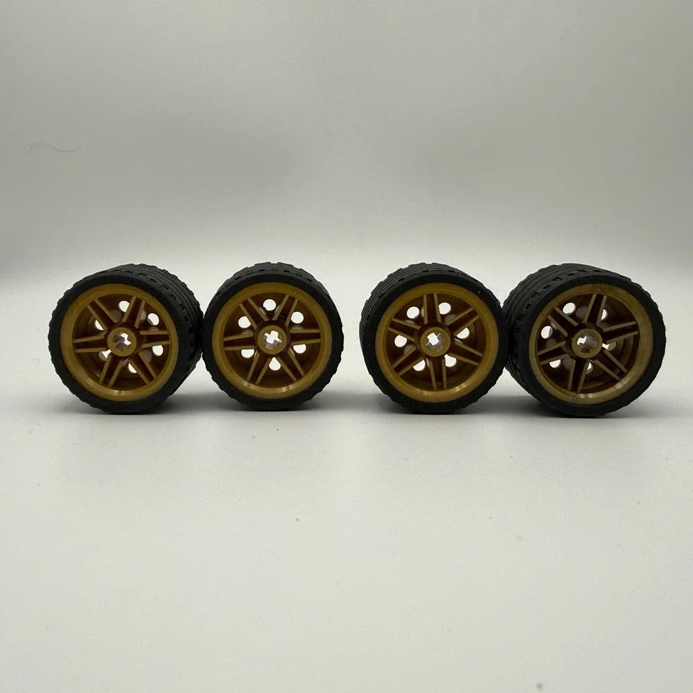 LEGO 4 Tire Wheel Pack - Gold Rims, Black Tire - 37 x 22‎ ZR (56145 / 55978)